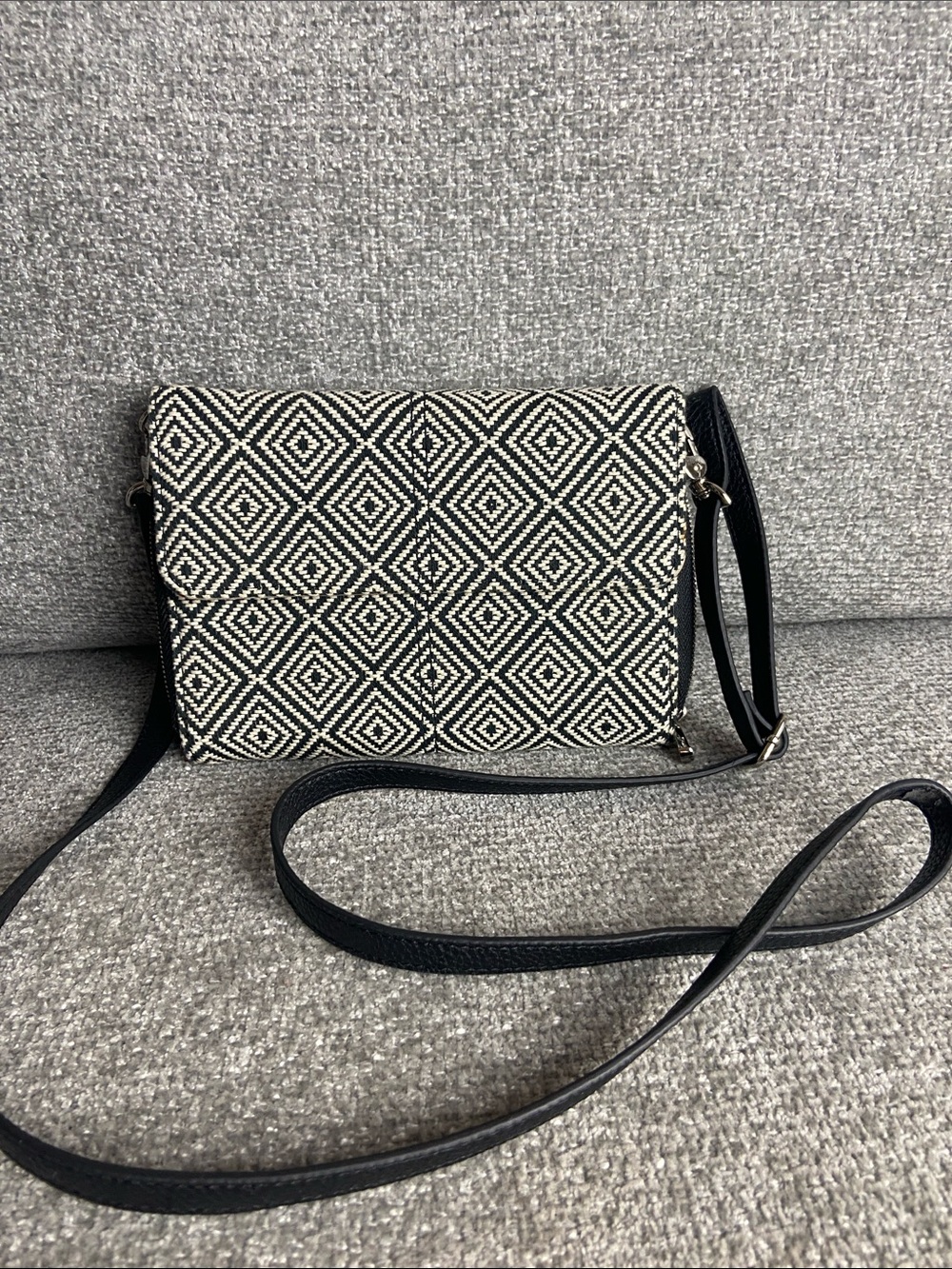 Newell by Thirty One Black & White Geometric Woven Crossbody Bag